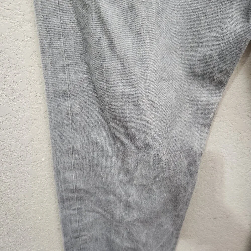 Levis 501 Button Fly Jeans Size W42 L29.5 Original Fit Gray Denim
